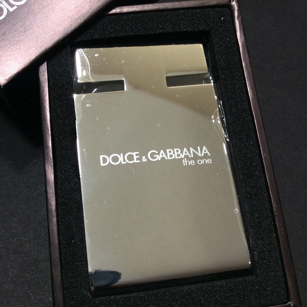 **TODAY ONLY**Dolce & Gabbana “The One” Money Clip - Picture 5 of 9